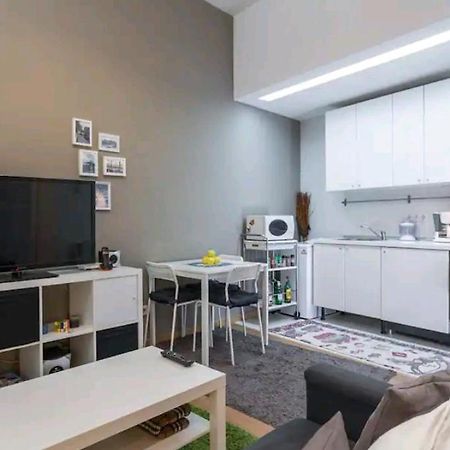 Moderno Loft En Puerta De Toledo Apartment Madrid Bagian luar foto