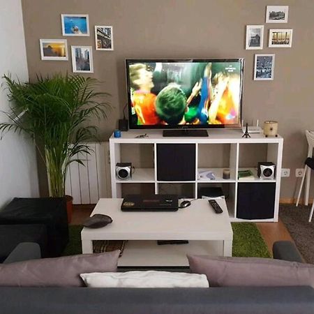 Moderno Loft En Puerta De Toledo Apartment Madrid Bagian luar foto